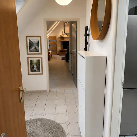 Moderne Auf 2 Etagen In Wuppertal-ronsdorf شقة وبرتال